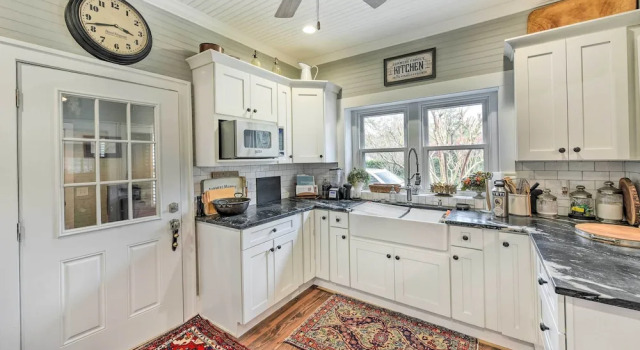 Коттедж с 2 комнатами Ridgeland Vacation Rental < 30 Mi to Beaufort