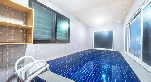 Gyeongju Stay 1222 Kids Poolvilla Pension