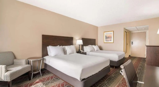 Четырёхместный номер Standard Цокольный этаж Mountain Lake Inn