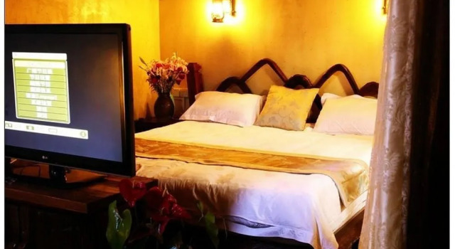 Lijiang Shuhe Sunshine Inn, Prenota Hotel Hotel a Lijiang con parcheggio, Parcheggio
