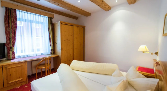 Полулюкс Aktiv Hotel Zur Rose am Brenner