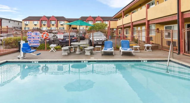 Одноместный номер Standard Hollywood Inn Express South