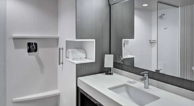 Standard Zimmer mit Flussblick Courtyard by Marriott Appleton Riverfront