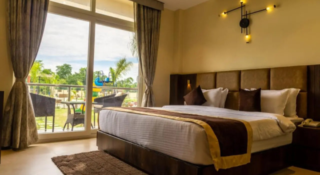 Palm Resorts, Varaa Hotelli Hotellit ja majoitukset kohteessa Tinsukia, Hotelli