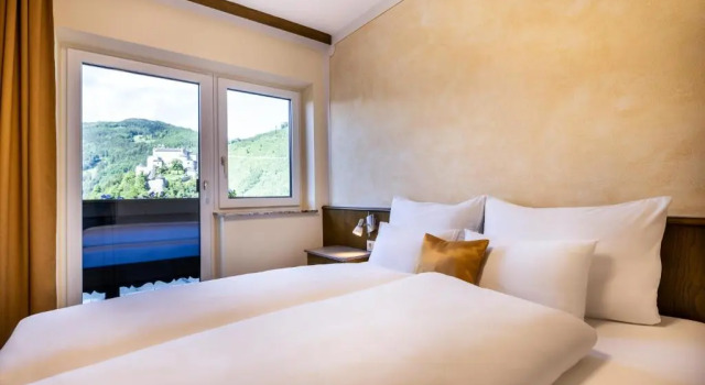 Двухместный номер Standard с балконом Berghotel Garni Burgblick-Zaismann Adults Only