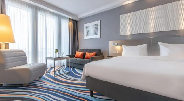 Полулюкс Radisson Blu Hotel Hannover