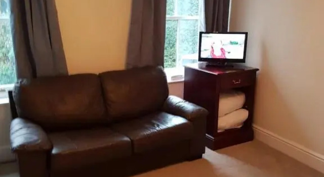 Suite The Five Bells