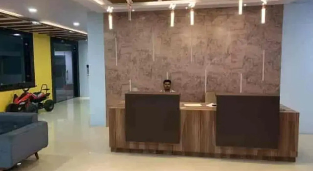 Hotel Crown Resort