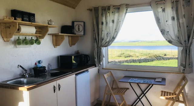 The Snuggly Sheep Shepherd Hut Campview Farm Stay, Prenota Agriturismo Ballyshannon 
