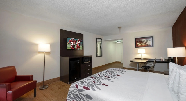 Номер Superior Red Roof Inn Marion, VA
