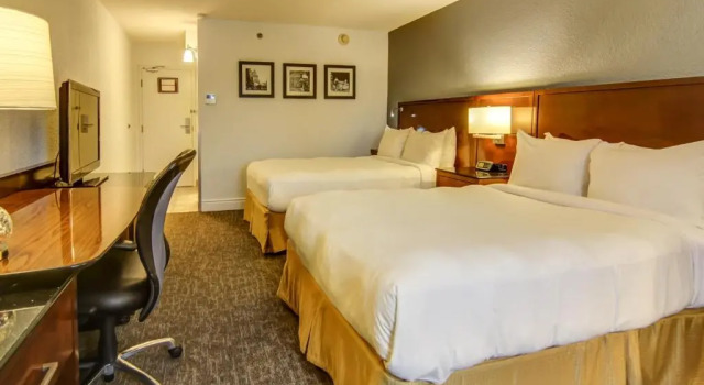 Номер Standard La Saguenéenne - Hôtel et Centre de Congrès