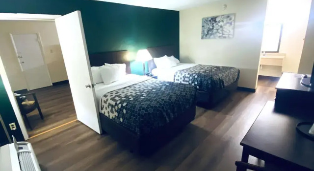 Семейный люкс Travelodge by Wyndham Shamokin Dam/Selinsgrove