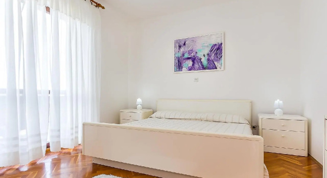 Lino - Two Bedroom