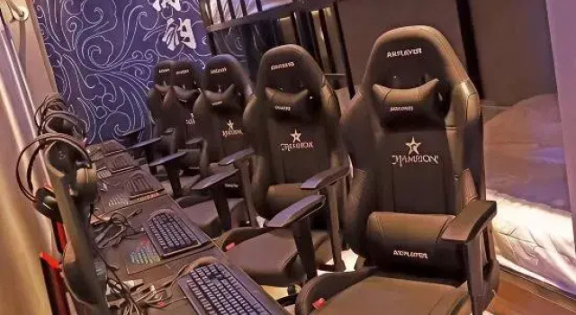 Кровать в общем номере Mudanjiang Hutong E-sports Hotel