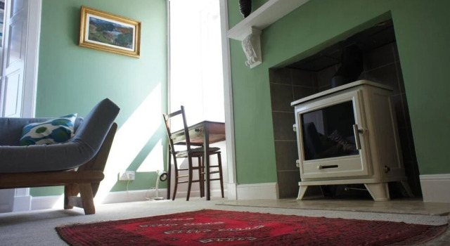 Fantastic 2 Bedroom, Spacious and Great Location!