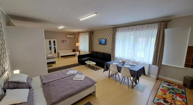 Номер Deluxe Árkád Apartmanház Szeged