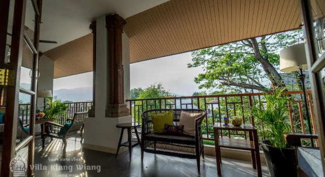 Двухместный люкс с балконом Villa Klang Wiang