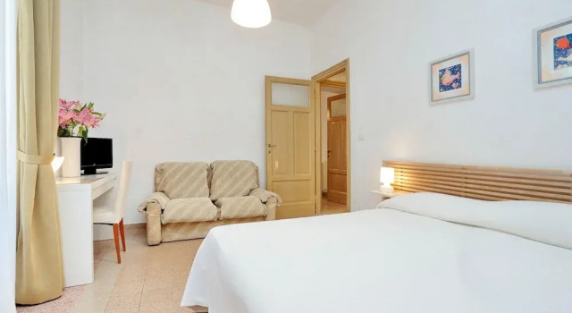 Authentic Family Apartment, Забронировать Апартаменты/квартира Отели Рима с парковкой, рядом с Verano Cemetery, Парковка