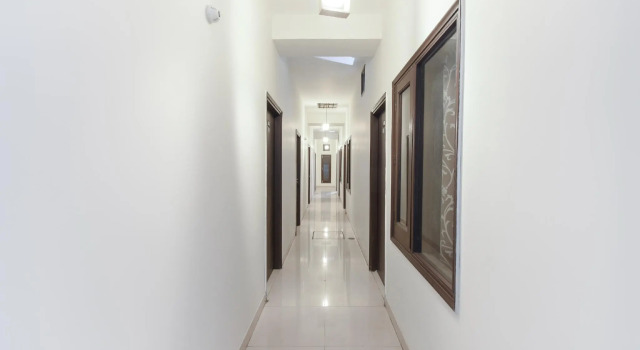 OYO 76334 Eight Cubes, Book Hotel Ludhiana Punjab