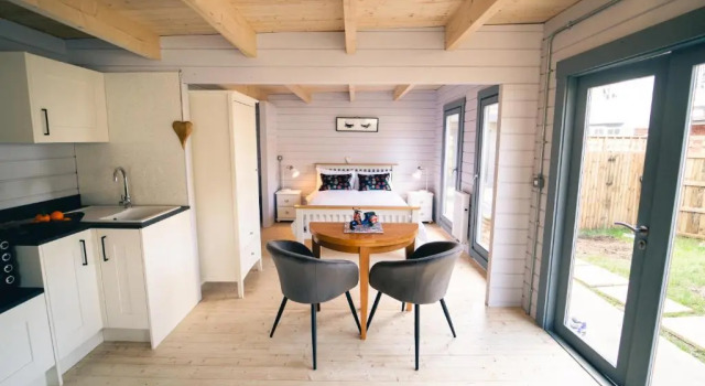 The Snug, Cromer, a short walk to the beach., Book Hotel Hoteller i Cromer med parkering, Parkering