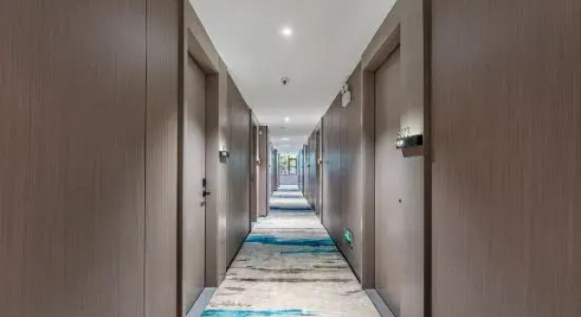 Quanli Hotel (Guangzhou Baiyun Tongde Subway Station), Boek Hotel Hotels in Guangdong met parkeren, Parkeren