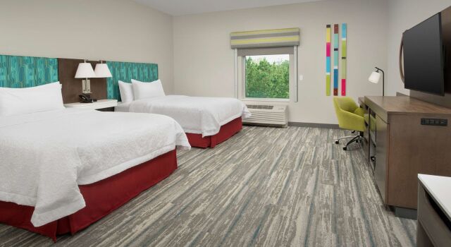 Hampton Inn & Suites Charlotte Airport Lake Pointe