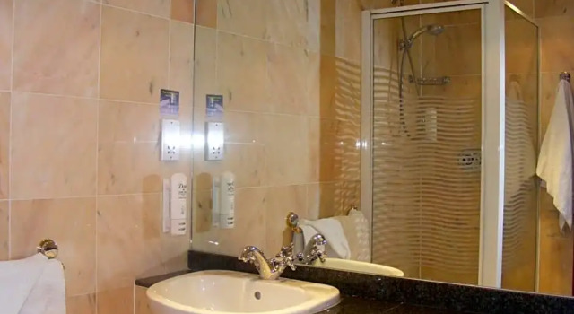 Номер Standard Mermaid Suite Hotel
