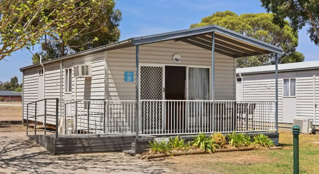 Номер Standard с 3 комнатами с балконом Discovery Parks - Moama West