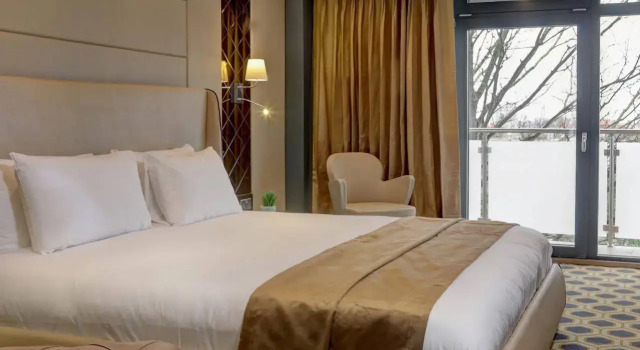 Putney Hotel
