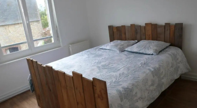 gîte iaorana - maison en centre ville, Забронировать Отель Валонь 