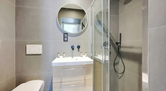 Modern Apt - 2bd/6p - Near Paris