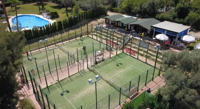 Апартаменты 1 Bed - Sleeps 4 - Pool - Golf Resort