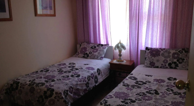 Codrington Gardens Bed & Breakfast, Varaa Hotelli Codrington Victoria