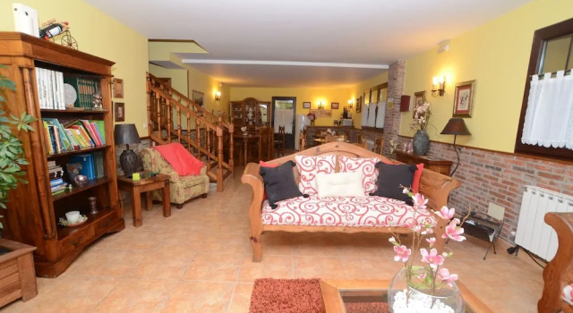 Apartamentos Cantabria - Ref. 1002, Rezerwuj Apartament Hotele w Kantabria z parkingiem, Parking