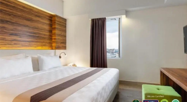 Люкс с видом на город KHAS Malioboro Hotel
