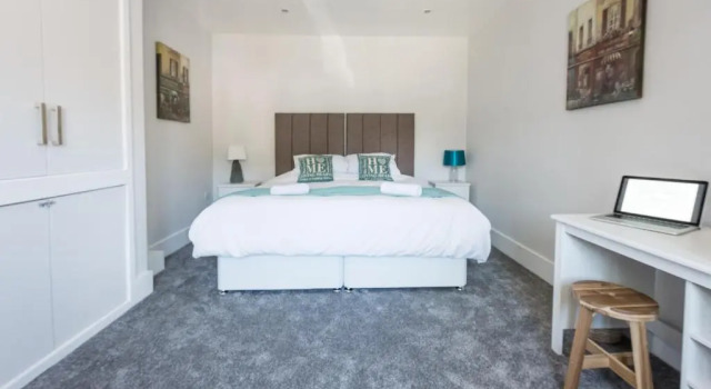 Newlyn House - Sleeps 11, Boek Hotel Chester Cheshire