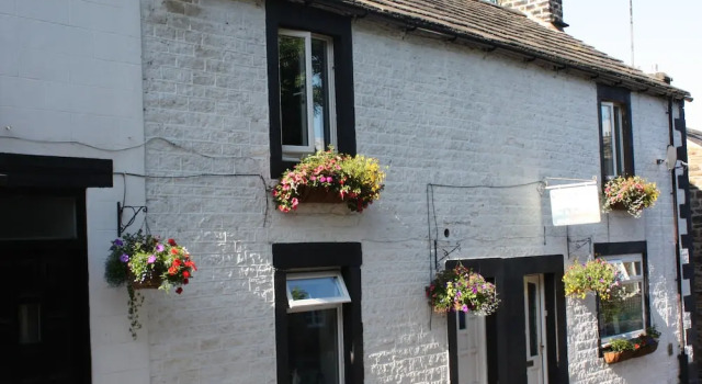 Chare Close B&B, Забронировать Отель «постель и завтрак» Отели Шотландских границ с парковкой, Парковка