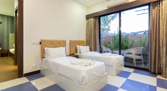 Люкс Deluxe Amara Oceanfront Resort & Club Baga