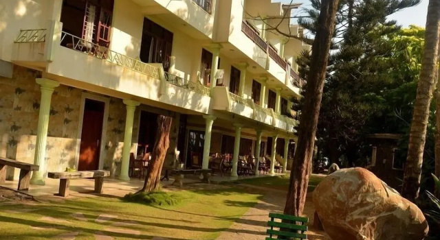 Time N Tide Beach Resort