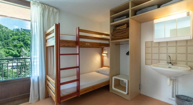 Spacious Apartment for 5-persons, Buchen Sie Ferienwohnung Guillaumes 