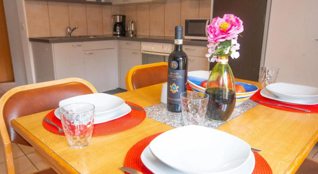 Sunny Day Holiday Apartment, Забронировать Апартаменты/квартира Унтерзеен Интерлакен, рядом с Железнодорожный вокзал Интерлакен Западный