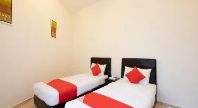 Семейный люкс с красивым видом из окна Seri Bayu Resort Hotel