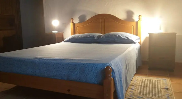 Charming 1-bed Apartment in Iglesias Sardinia, Забронировать Апартаменты/квартира Апартаменты Иглесиас, Апартаменты/квартира