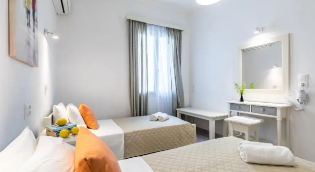 Апартаменты Marialena Rooms