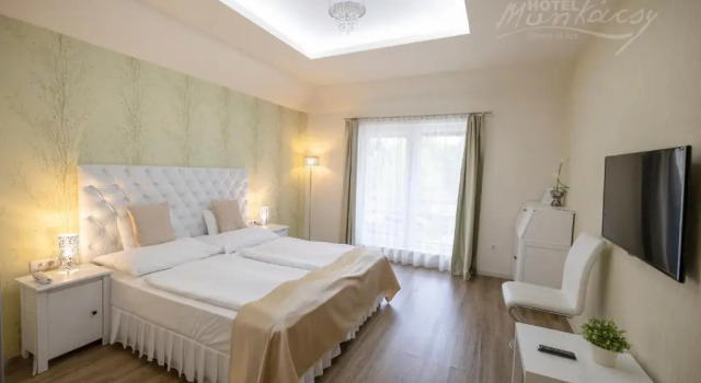 Номер Standard Munkácsy Hotel