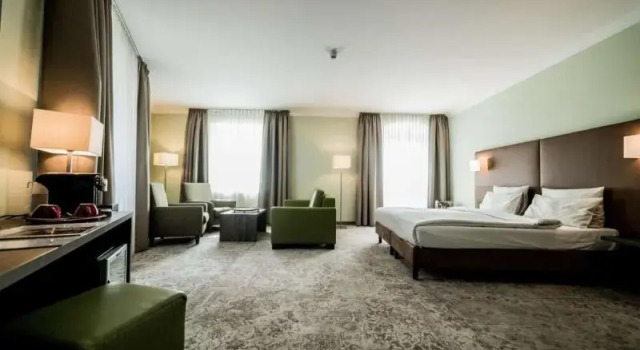 Четырёхместный номер Standard Hotel Jakob Regensburg DownTown, Best Western Signature Collection