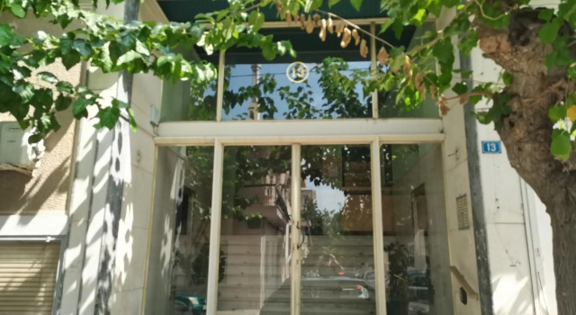 Penthouse spacious w super wifi & terrace, 2 min from metro