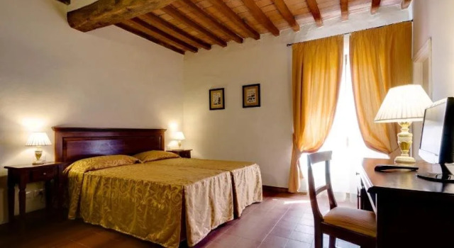 Hotel Il Cavallo, Забронировать Отель Отели в центре Барберино-ди-Муджелло, в центре