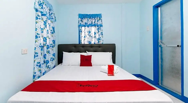 RedDoorz @ El Sueño Beach Resort Iba Zambales