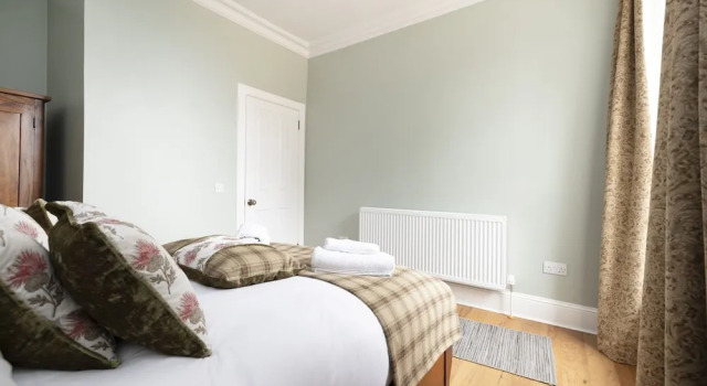 Апартаменты JOIVY Charming 2-Bed Flat Near Edinburgh Castle
